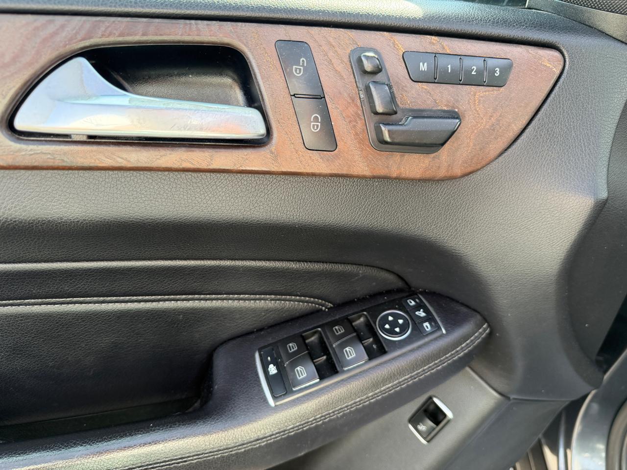 Mercedes-Benz M-Class  2015