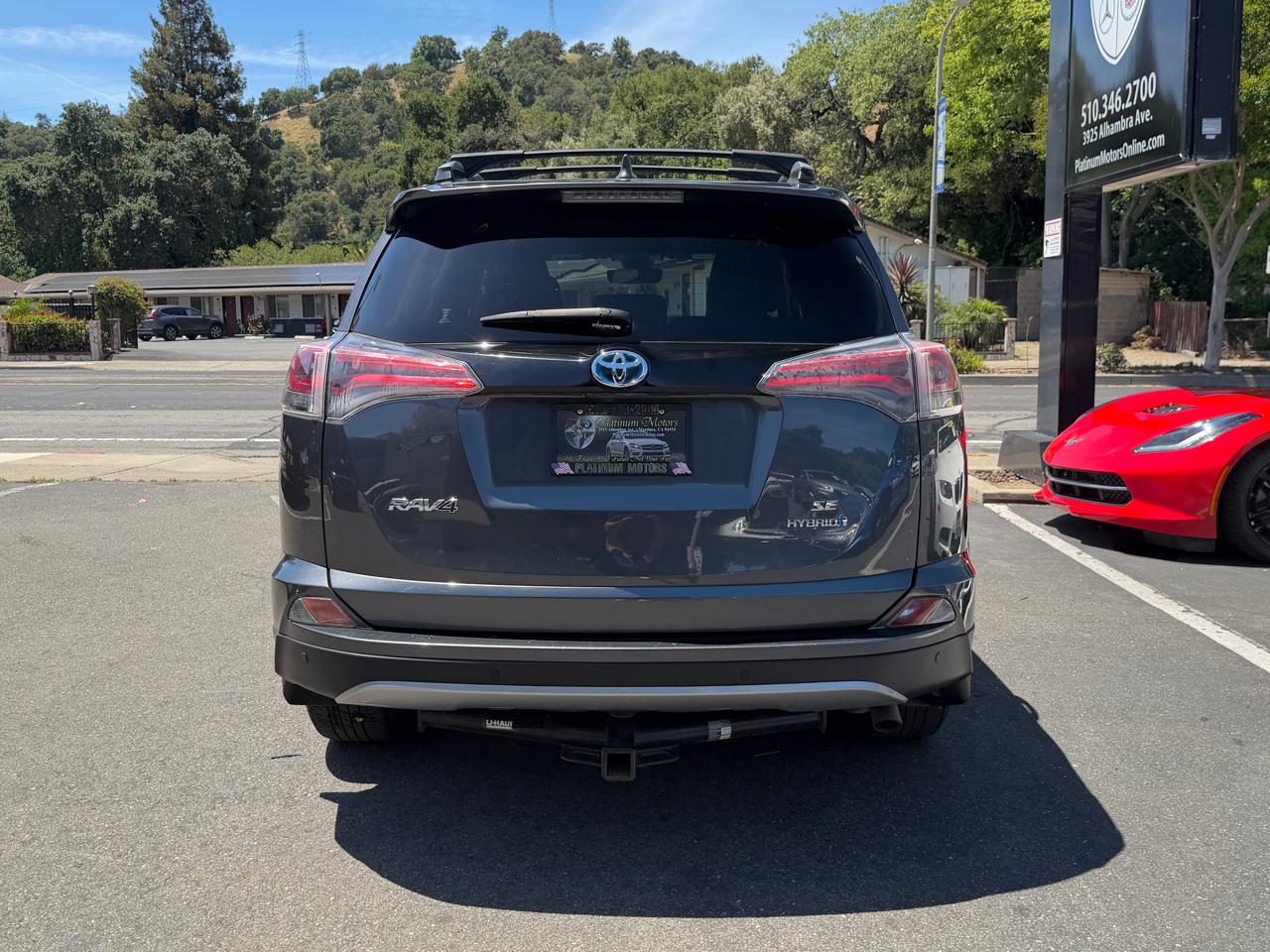 Toyota RAV4 Hybrid SE AWD (Natl) 2018