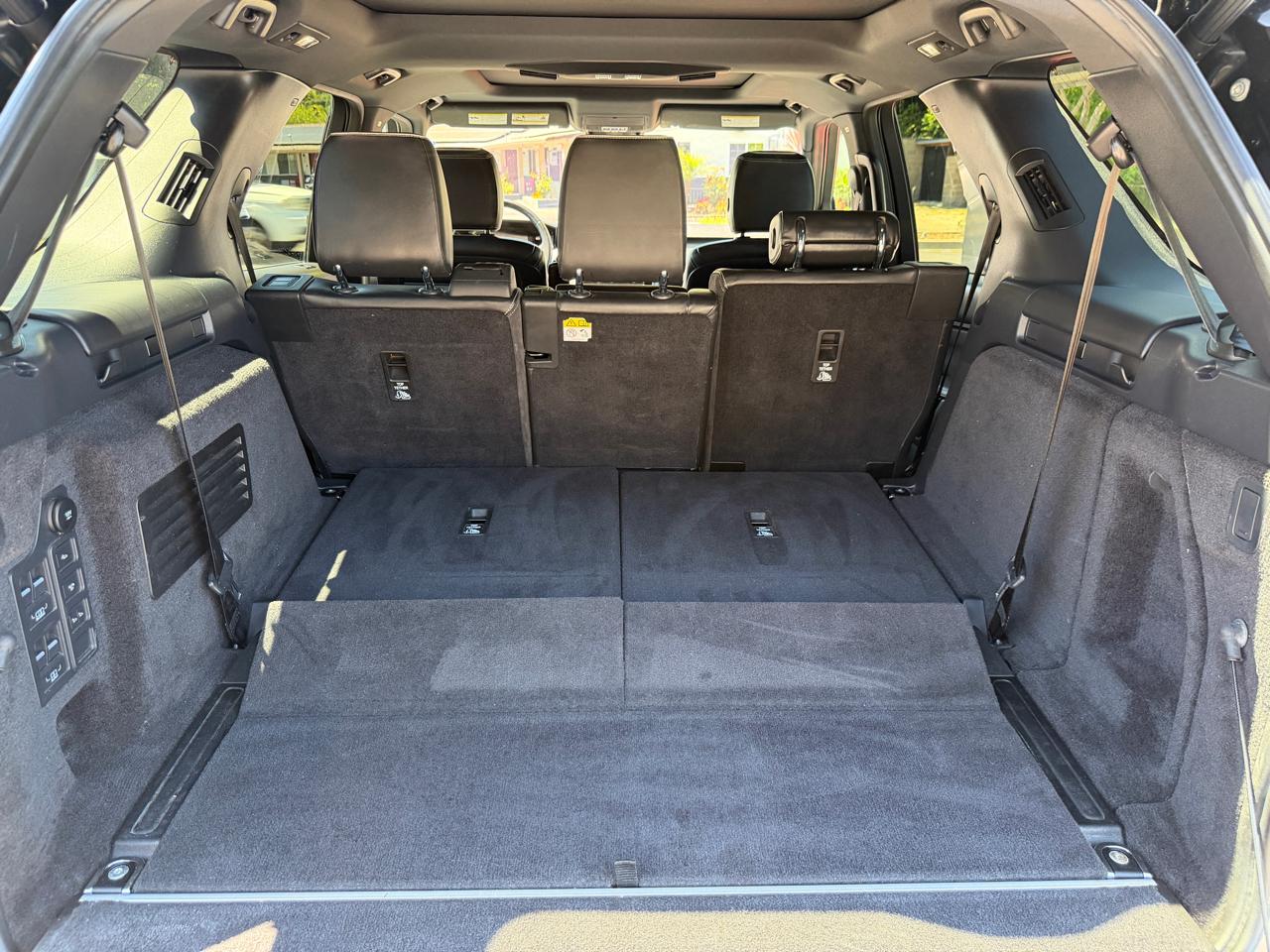 Land Rover Discovery  2020