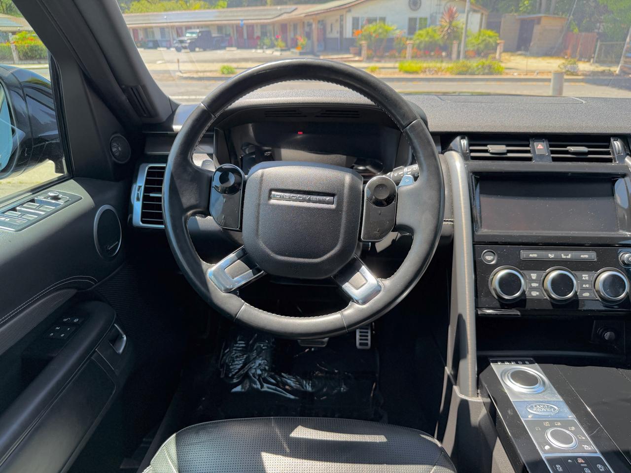Land Rover Discovery  2020