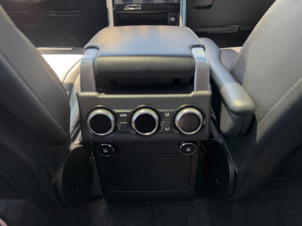 Land Rover Discovery  2020