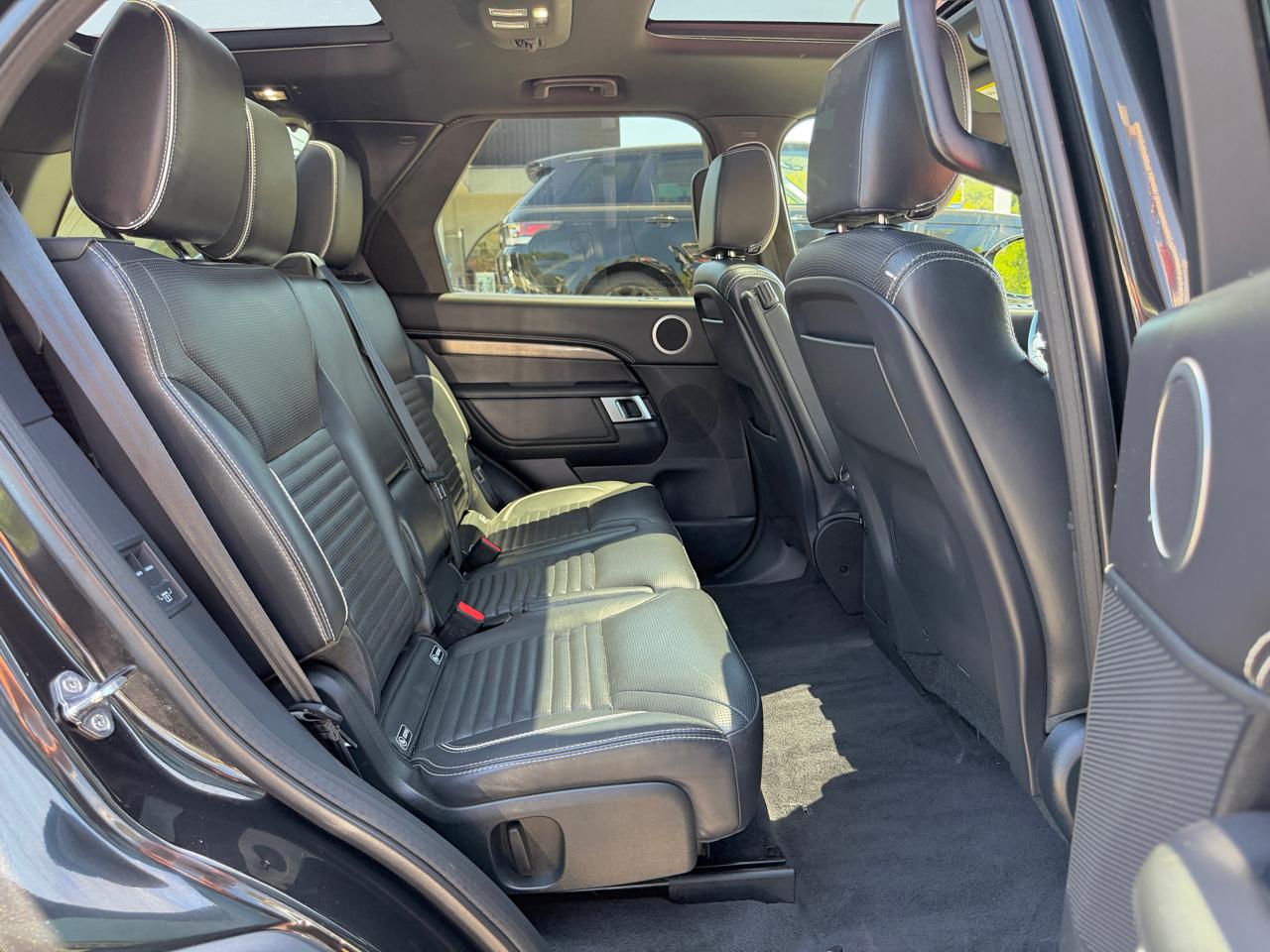 Land Rover Discovery  2020