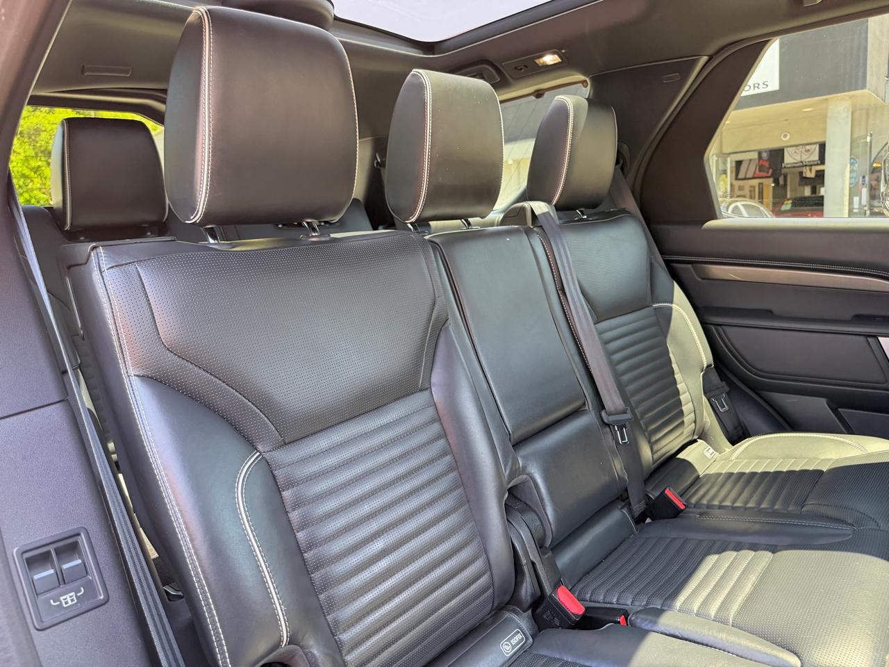 Land Rover Discovery  2020