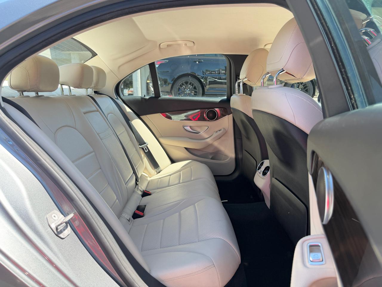 Mercedes-Benz C-Class  2017