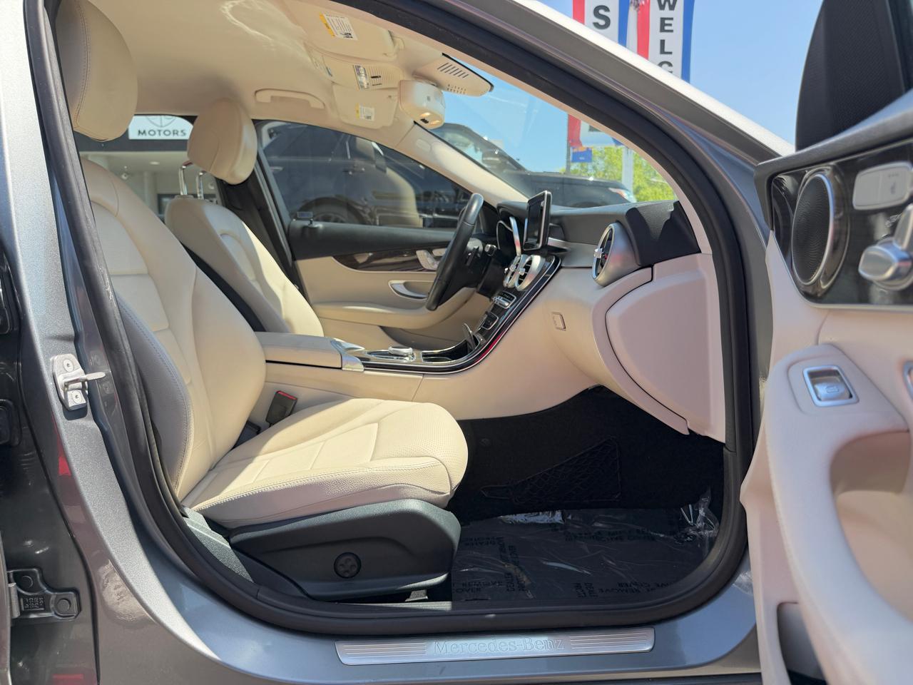 Mercedes-Benz C-Class  2017