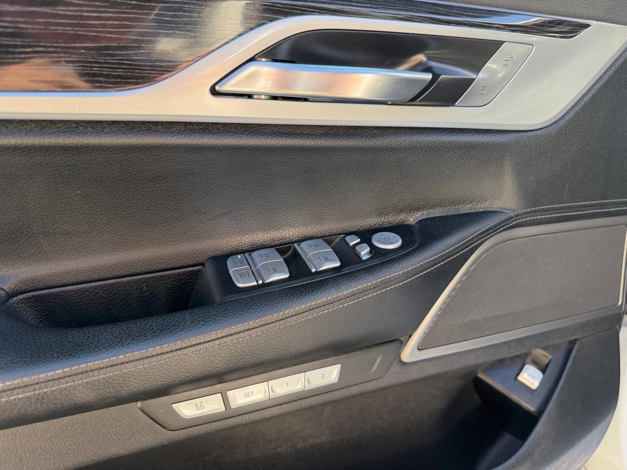 BMW 7 Series  2018