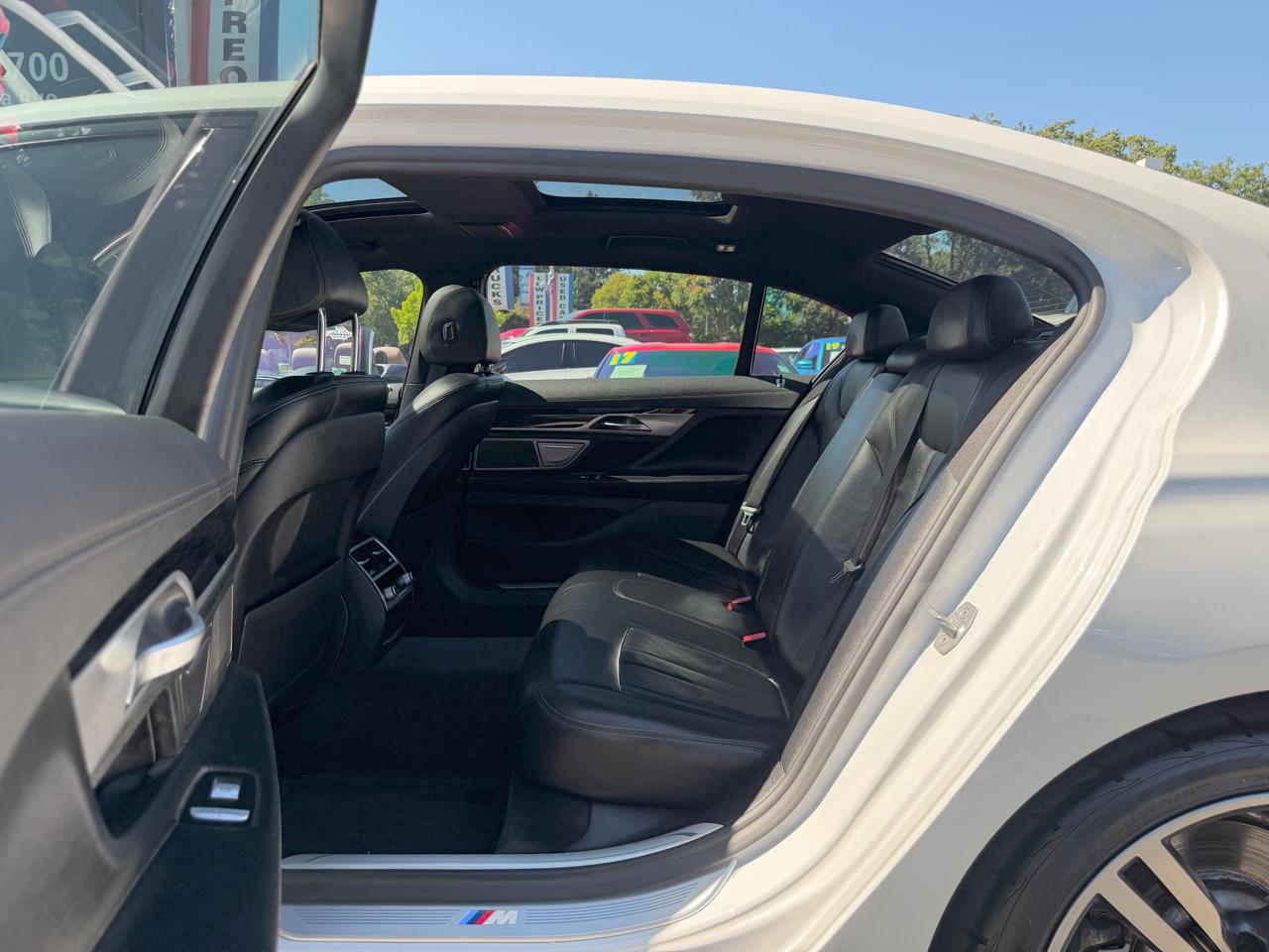 BMW 7 Series  2018