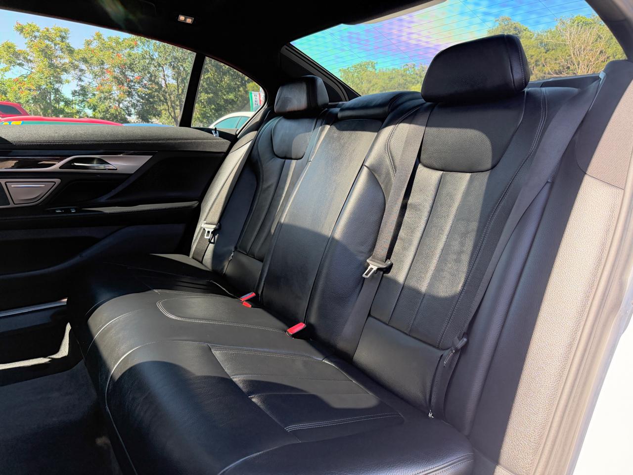 BMW 7 Series  2018