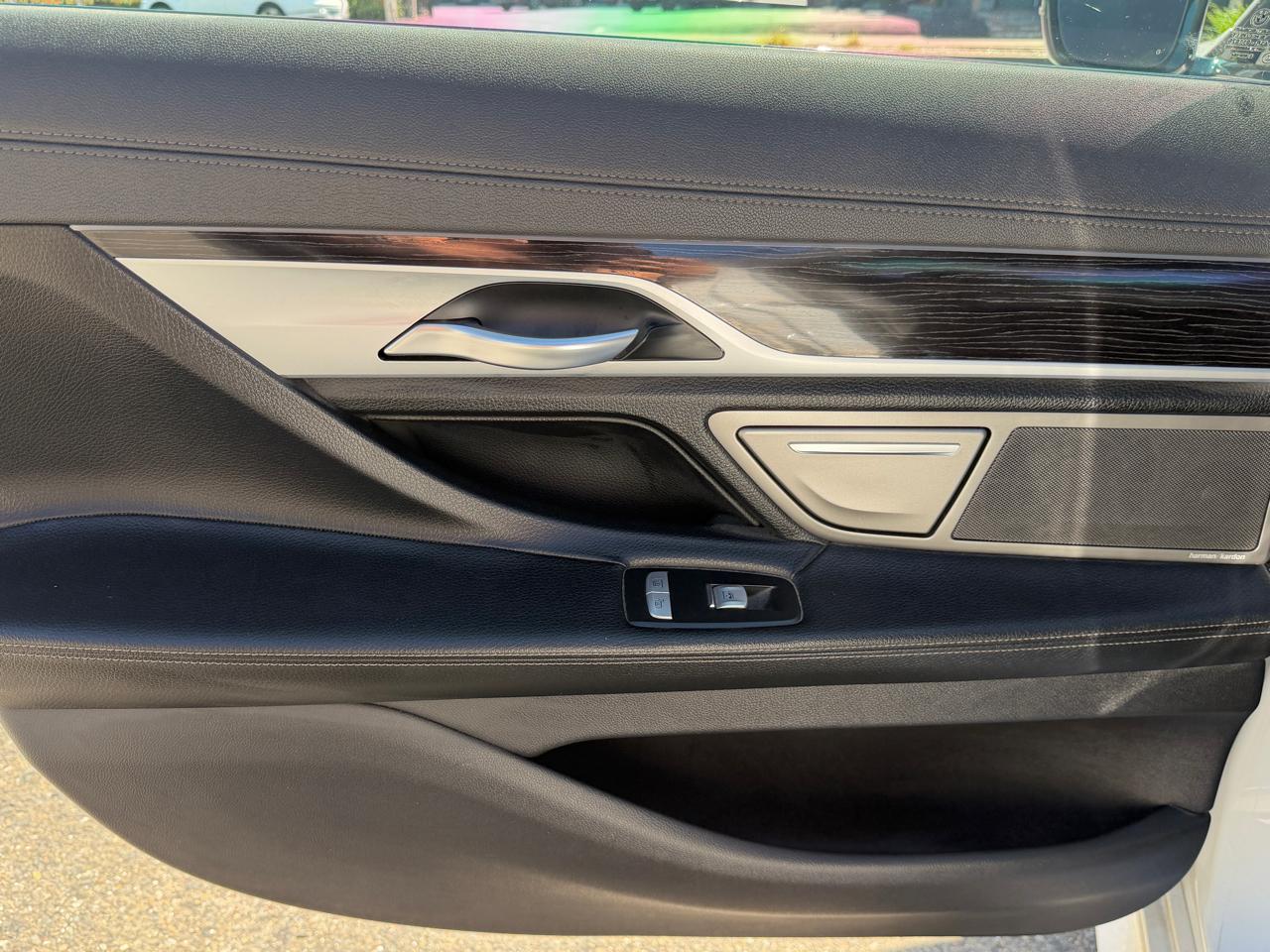BMW 7 Series  2018