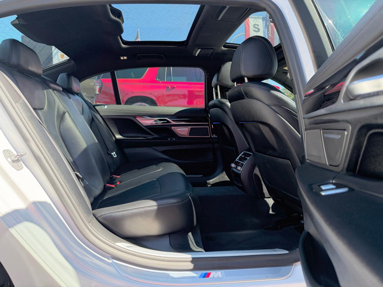 BMW 7 Series  2018