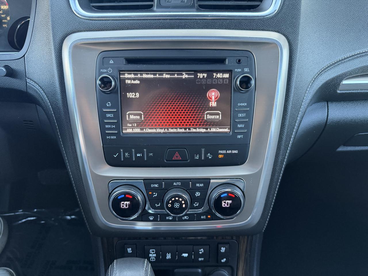 GMC Acadia  2015