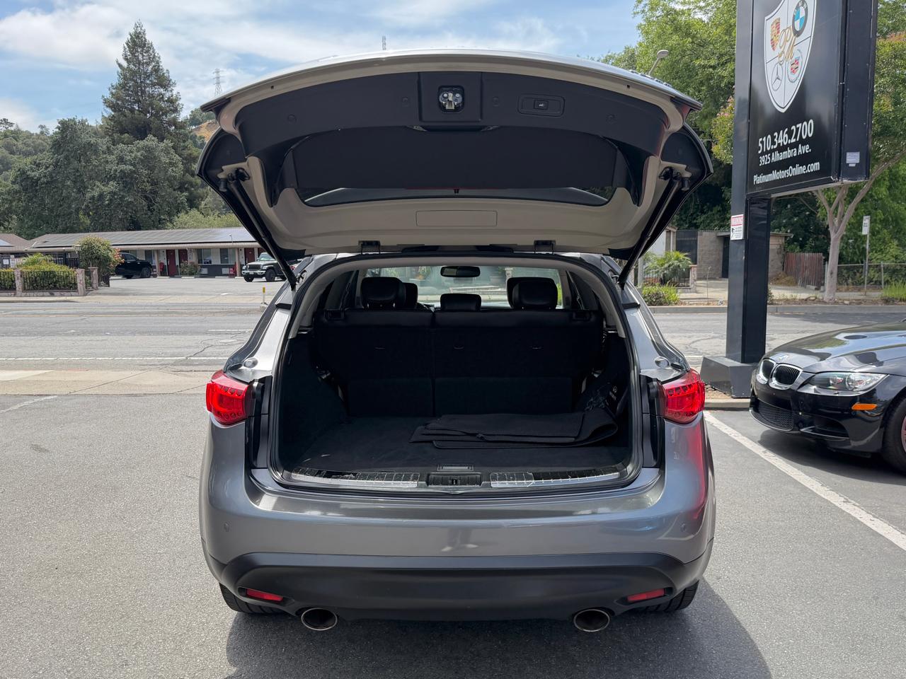 Infiniti FX35  2012