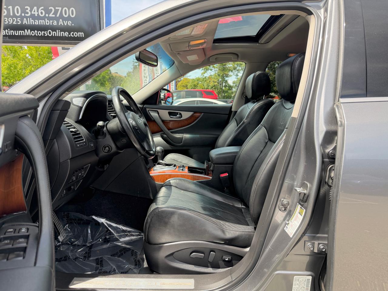 Infiniti FX35  2012