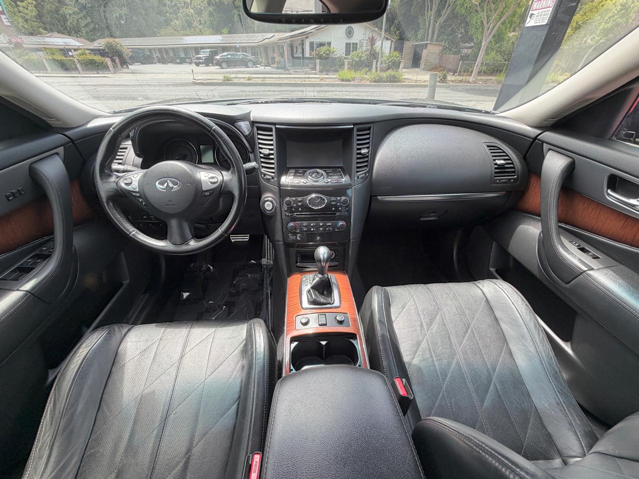 Infiniti FX35  2012