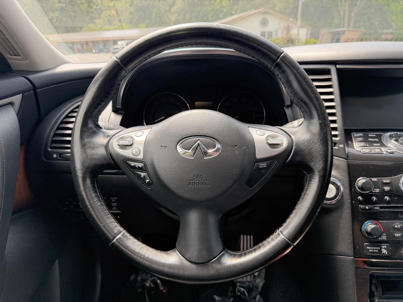 Infiniti FX35  2012