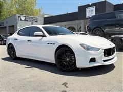 2017 Maserati Ghibli 