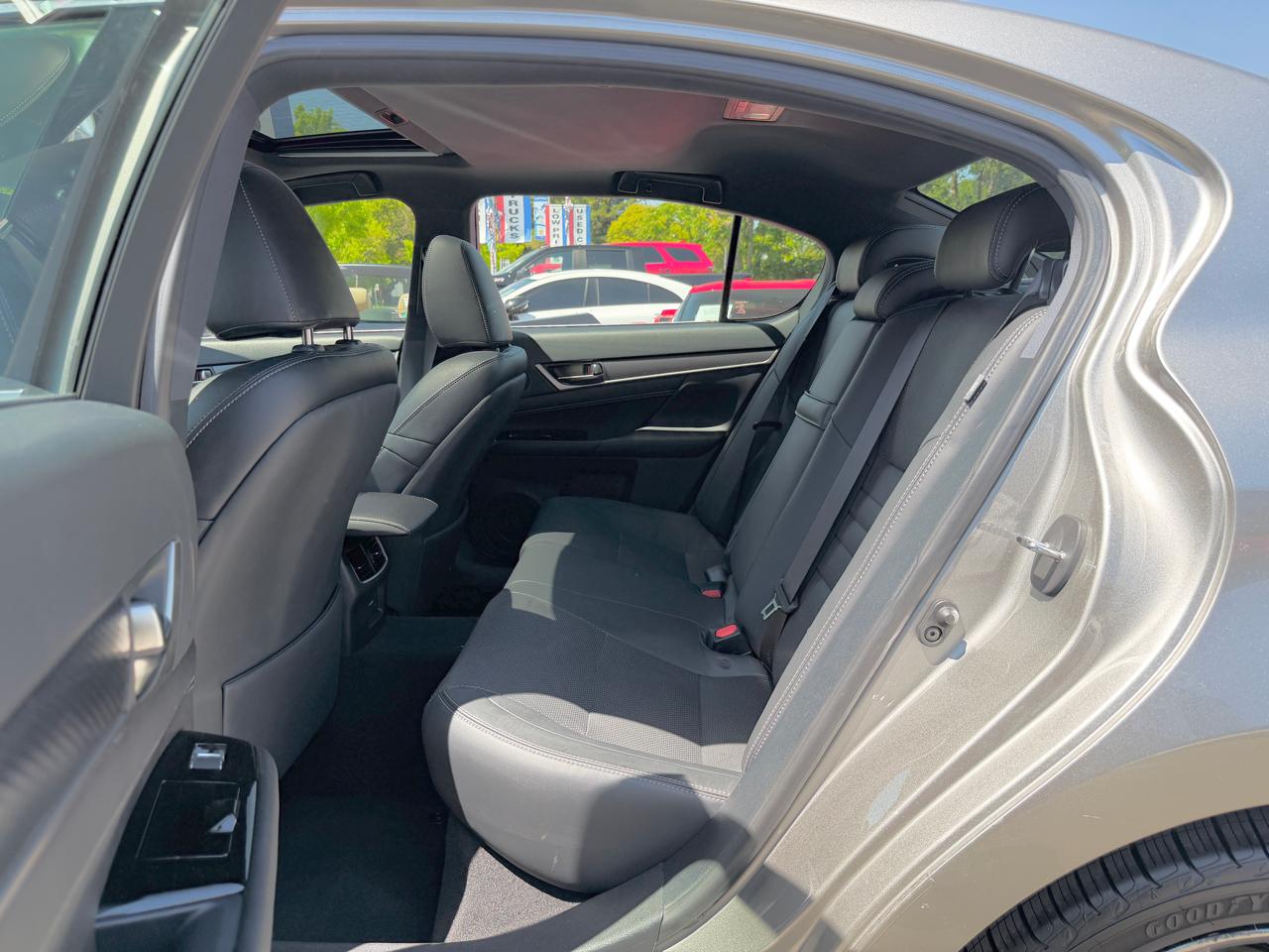 Lexus GS  2019