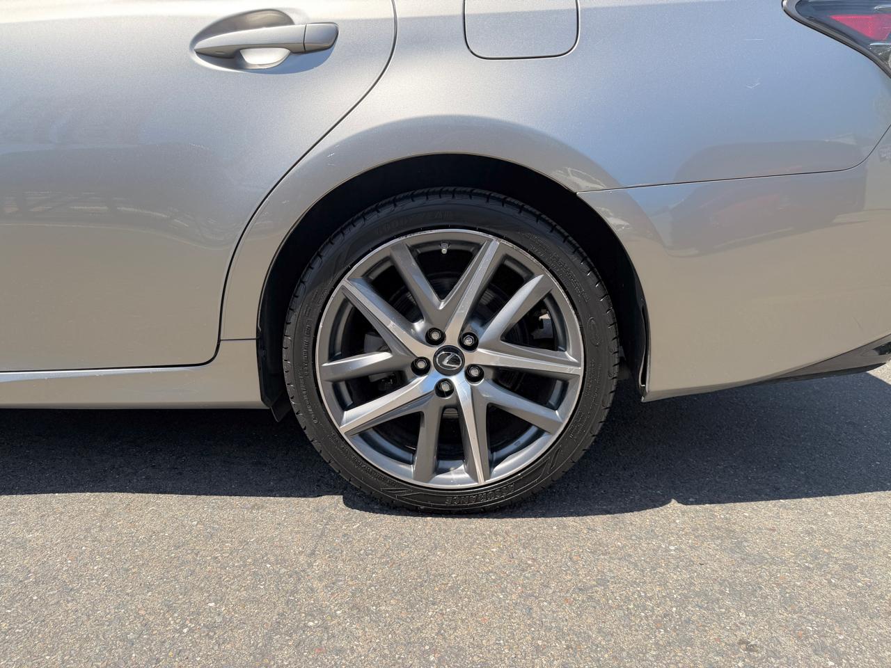 Lexus GS  2019