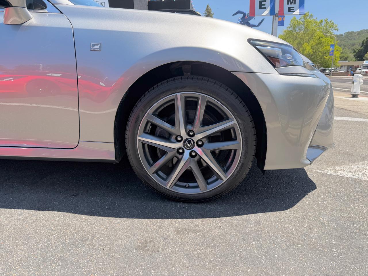 Lexus GS  2019