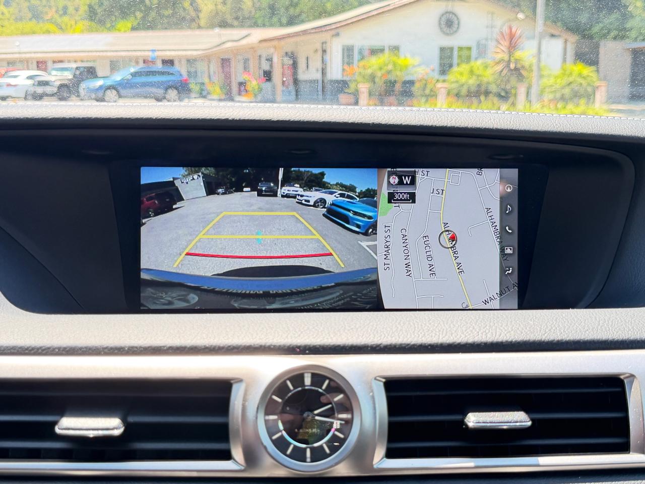 Lexus GS  2019