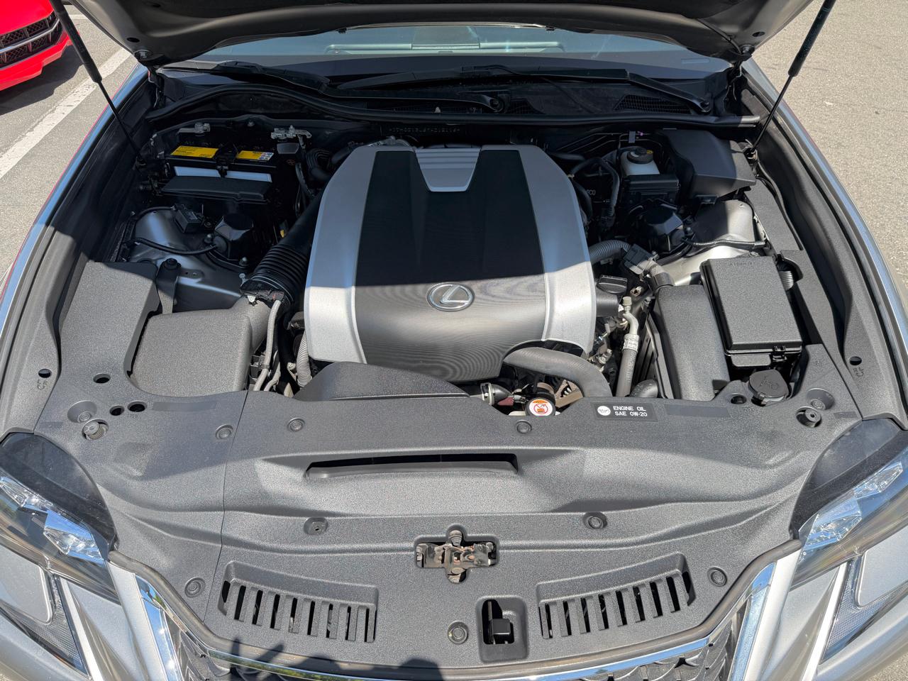 Lexus GS  2019