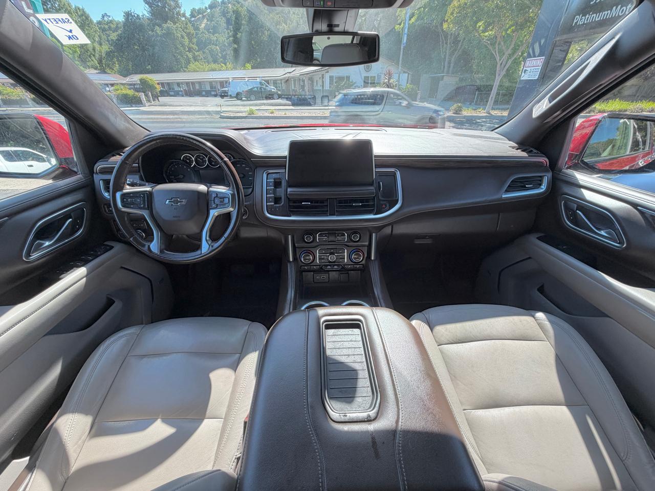 Chevrolet Suburban  2021