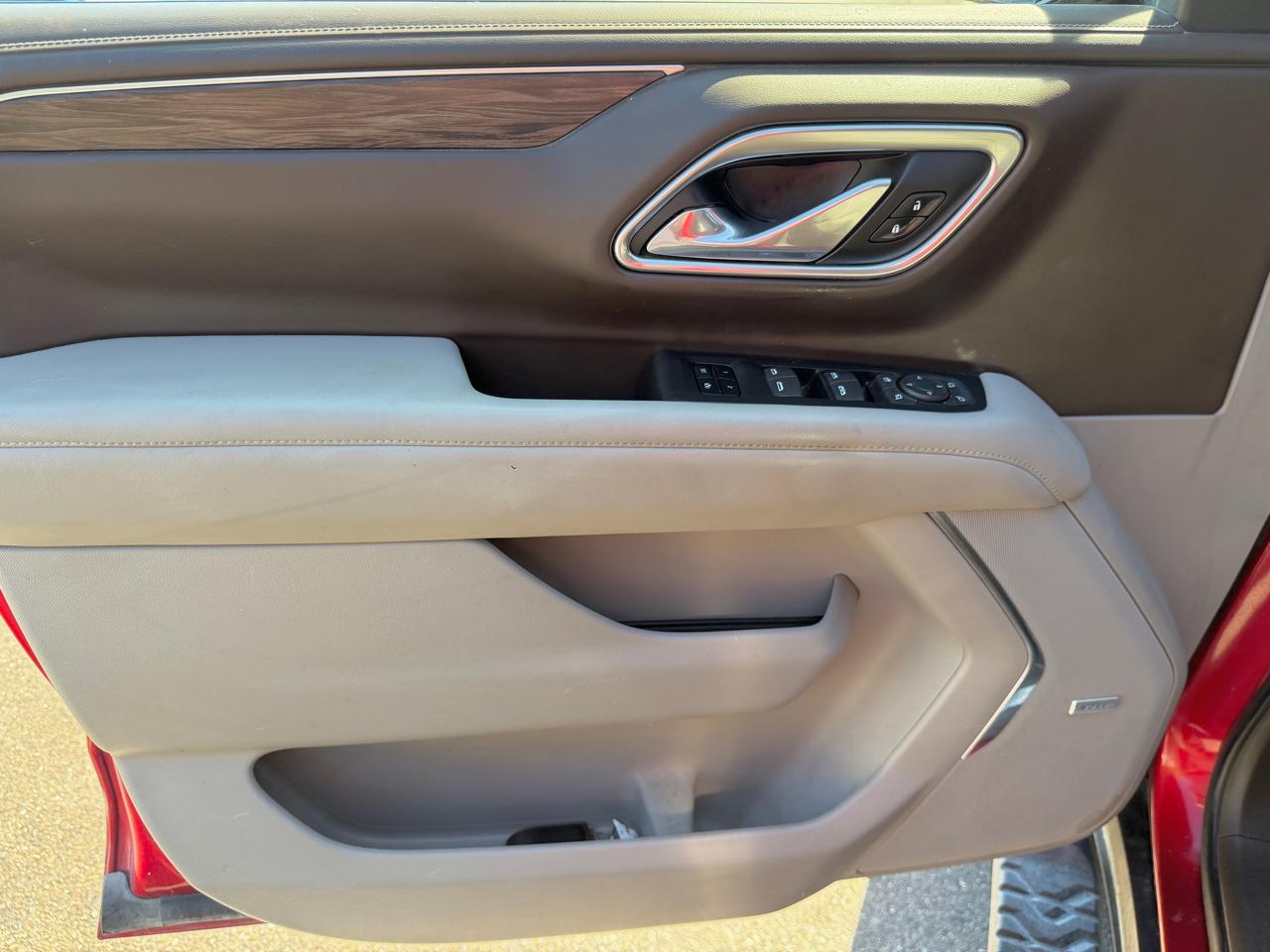 Chevrolet Suburban  2021