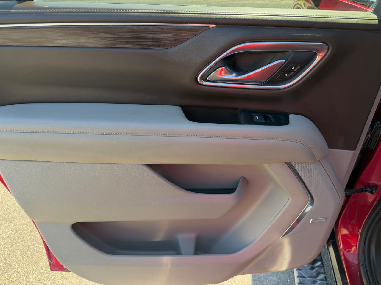 Chevrolet Suburban  2021