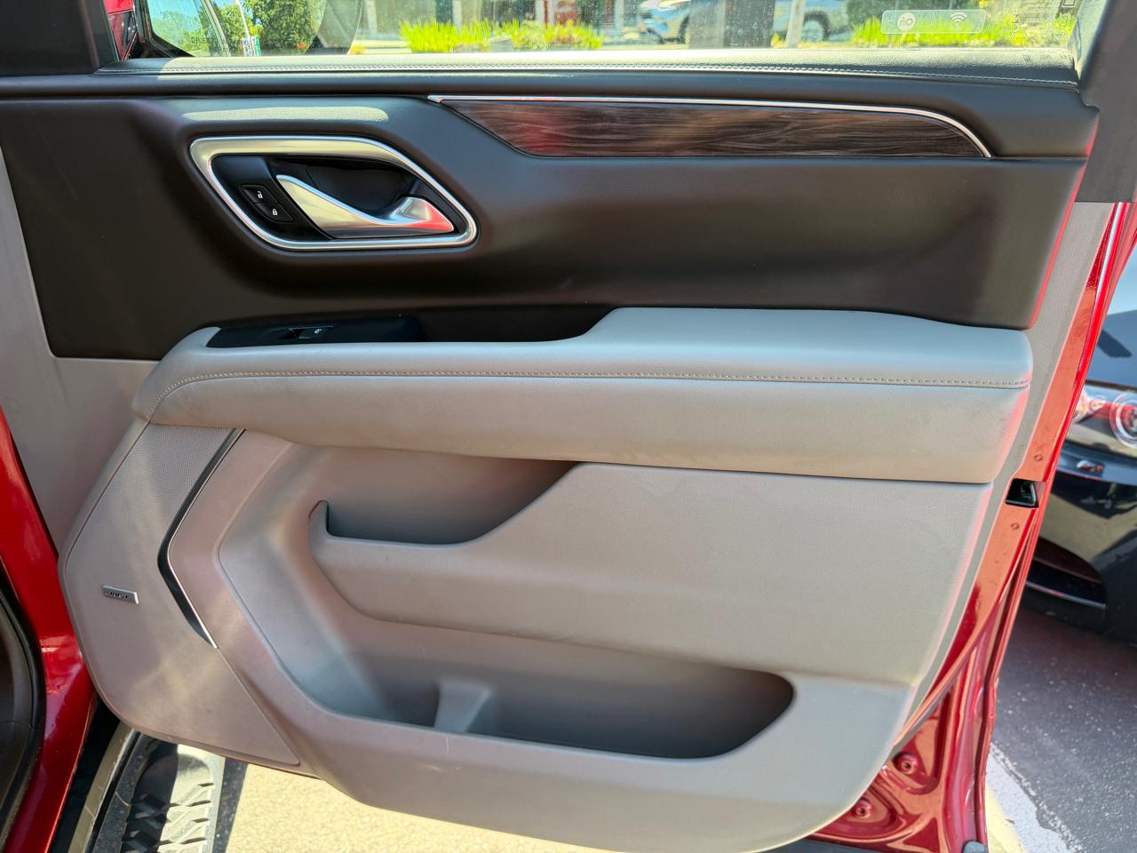 Chevrolet Suburban  2021