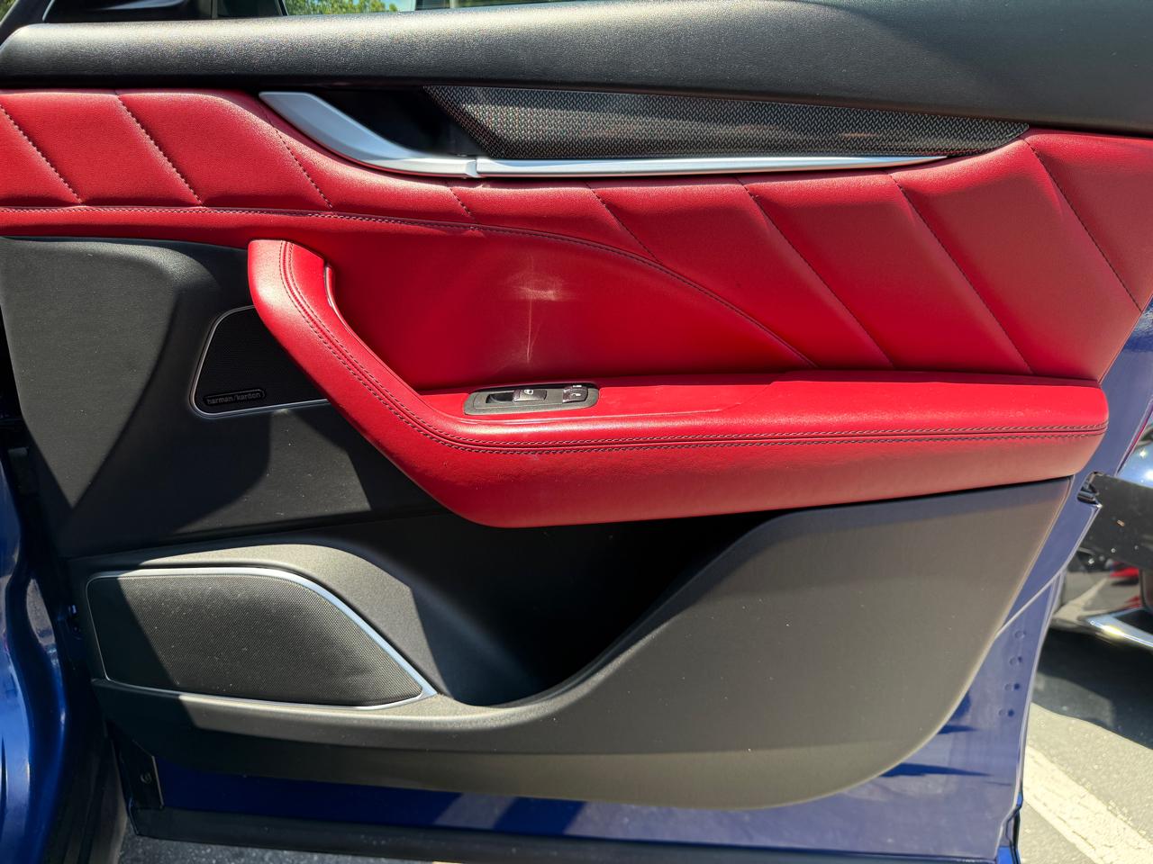 Maserati Levante  2022
