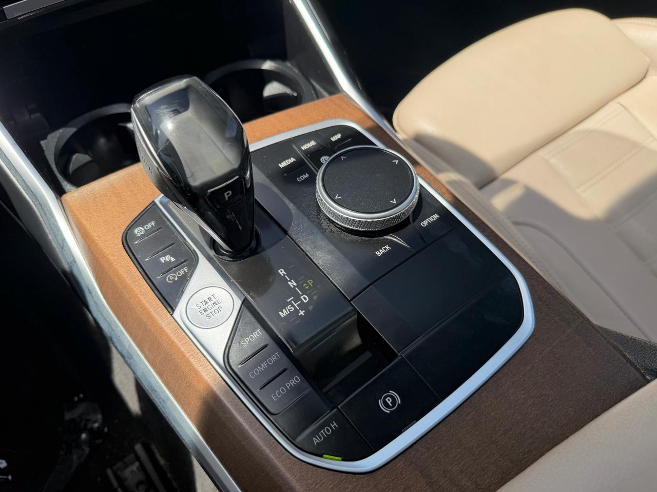 BMW 3 Series  2019