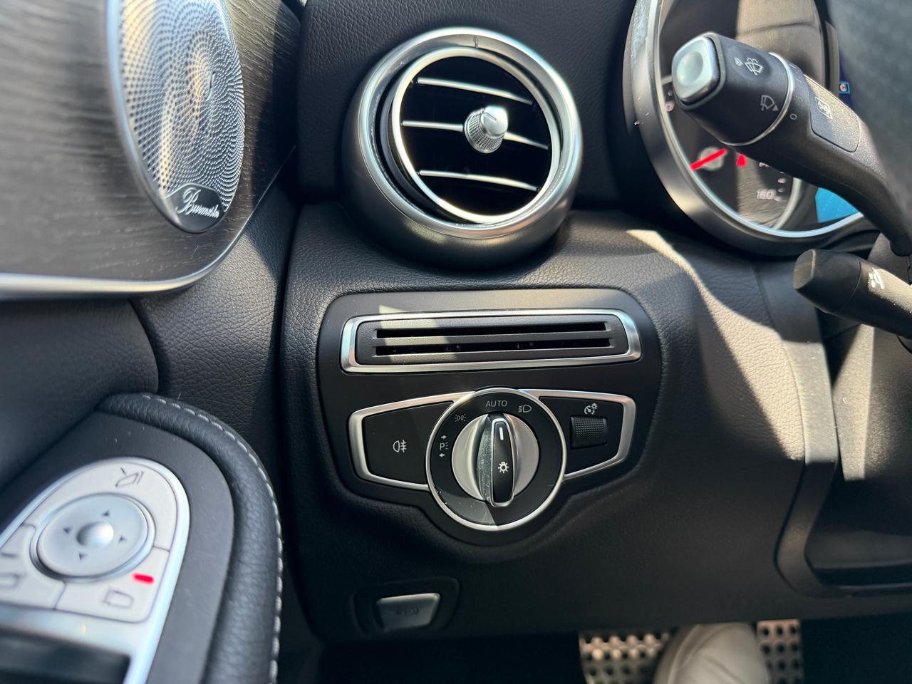 Mercedes-Benz C-Class  2019