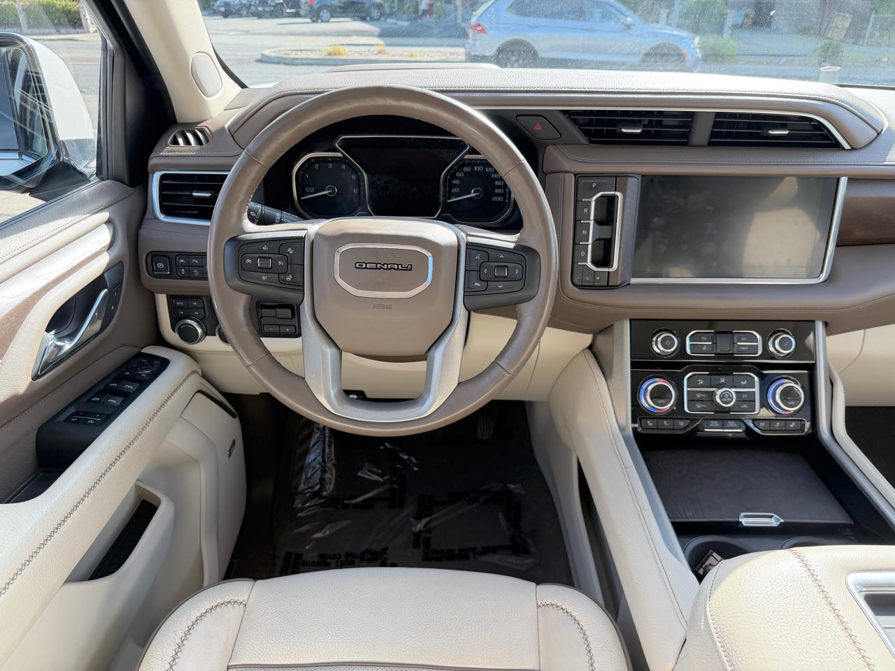 GMC Yukon  2021