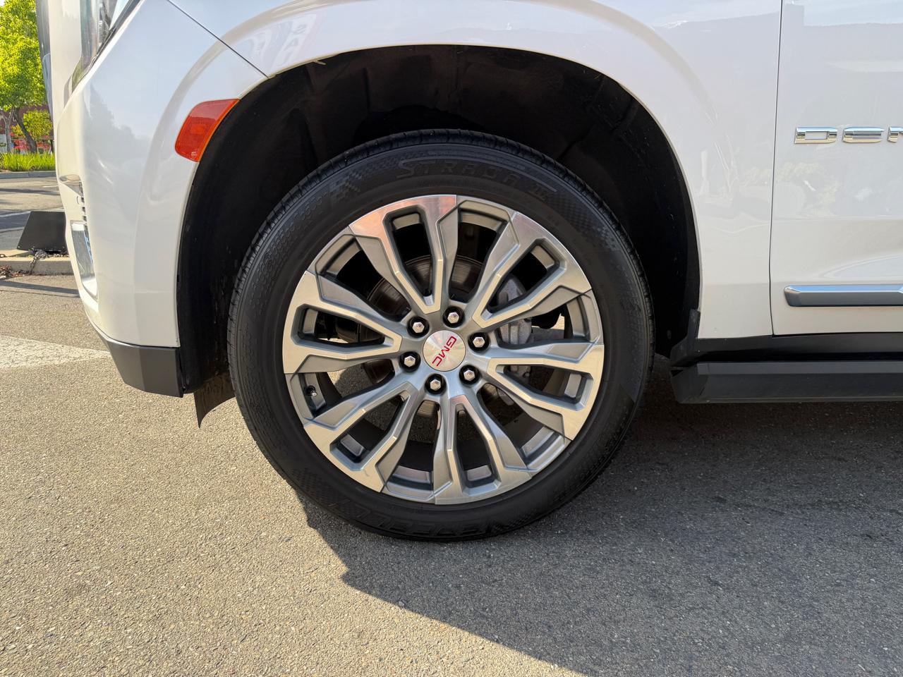 GMC Yukon  2021