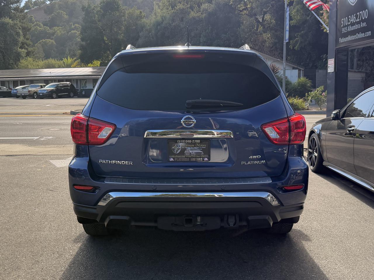 Nissan Pathfinder 4x4 Platinum 2018