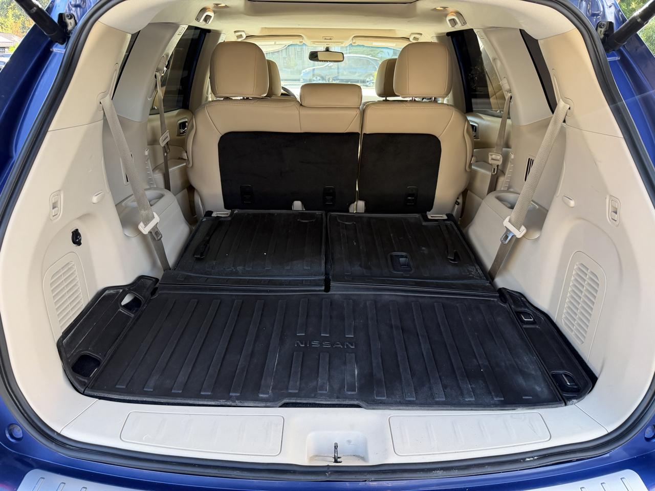 Nissan Pathfinder 4x4 Platinum 2018