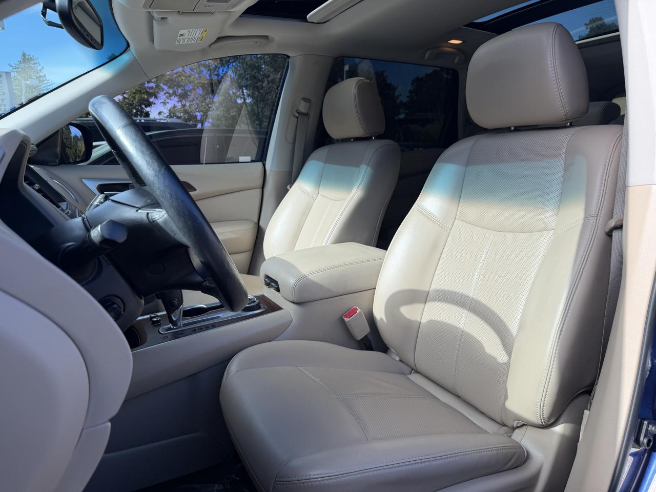 Nissan Pathfinder 4x4 Platinum 2018