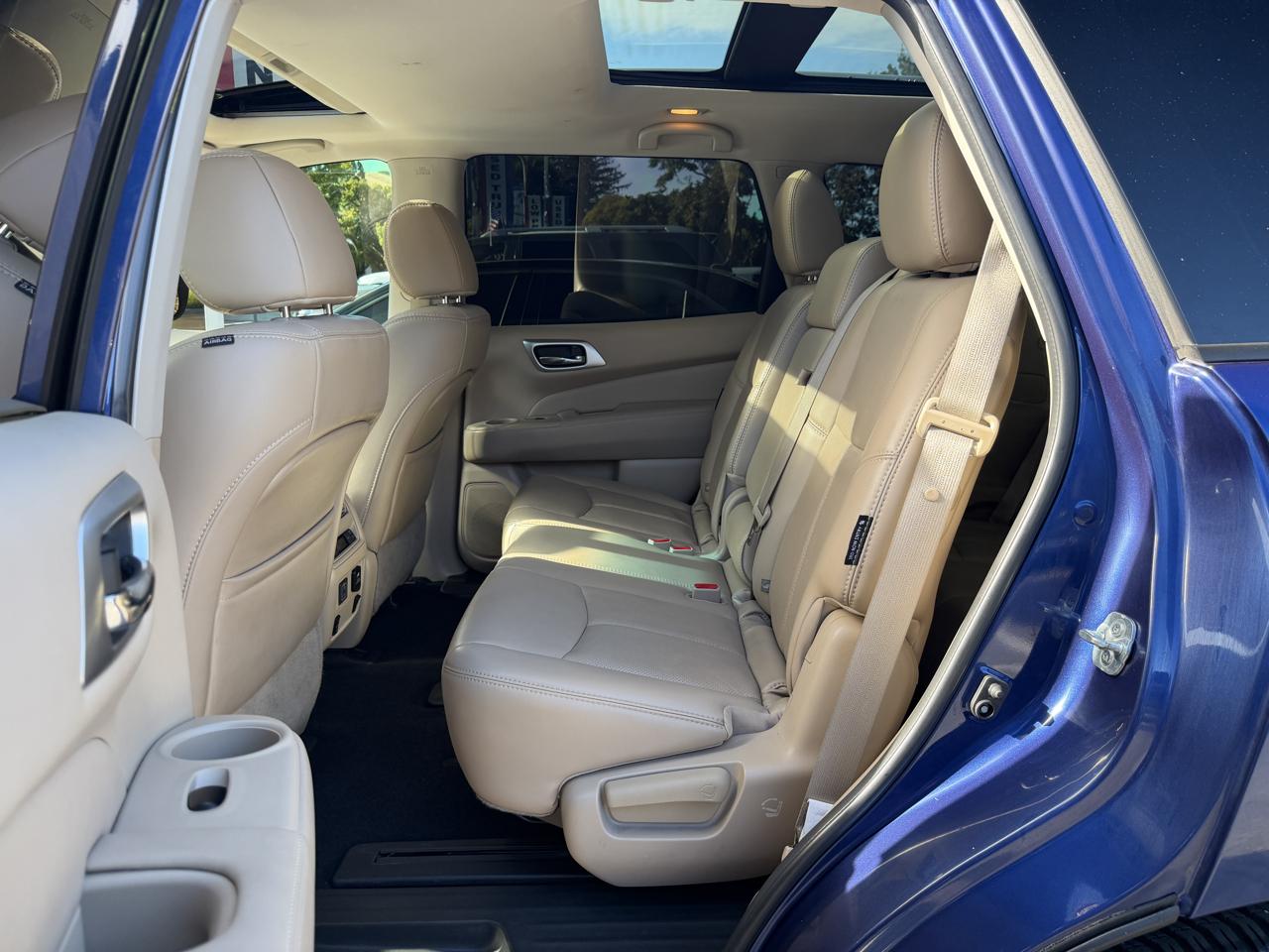 Nissan Pathfinder 4x4 Platinum 2018
