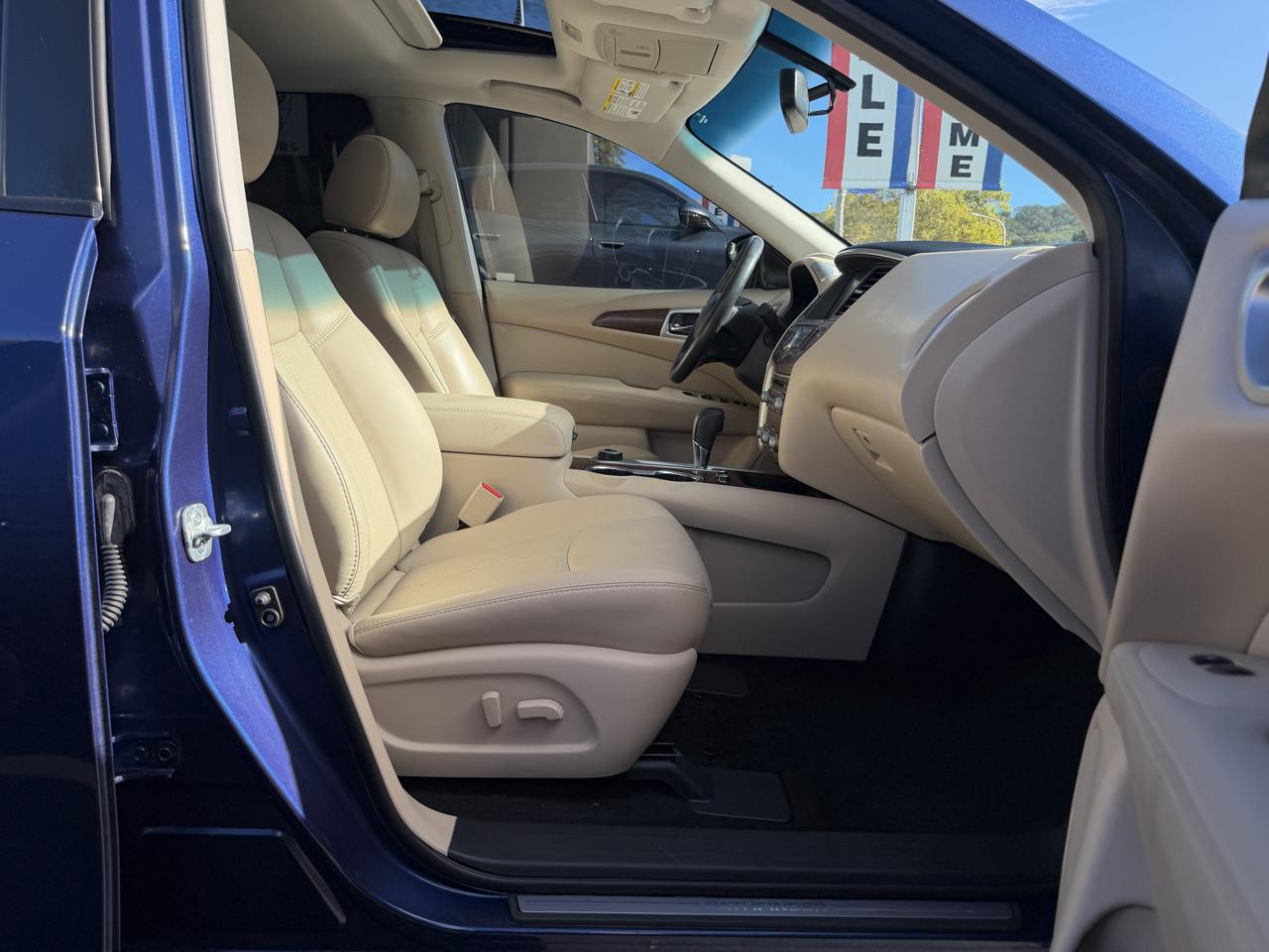 Nissan Pathfinder 4x4 Platinum 2018