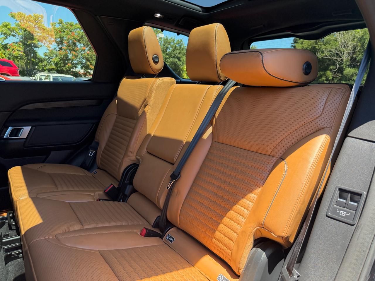 Land Rover Discovery  2019