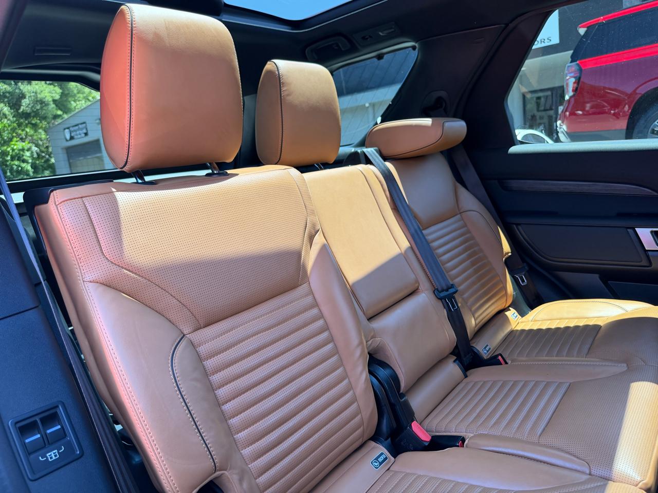 Land Rover Discovery  2019