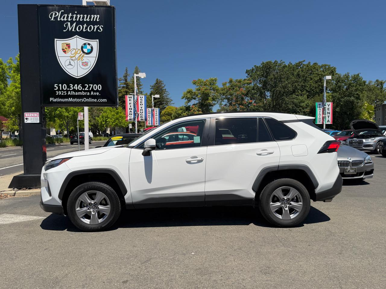 Toyota RAV4 XLE AWD 2023