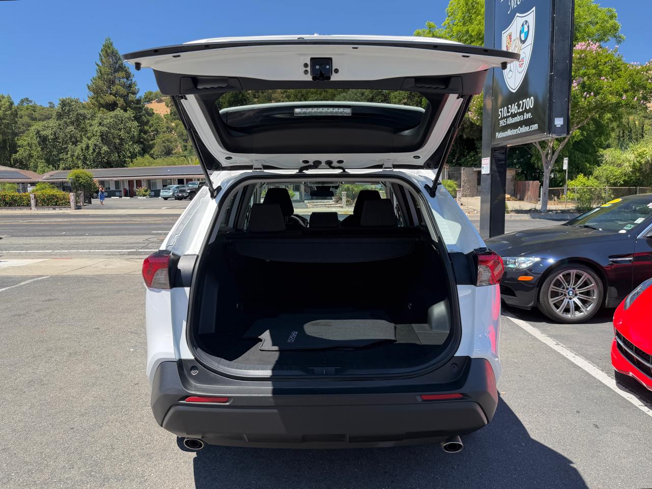 Toyota RAV4 XLE AWD 2023