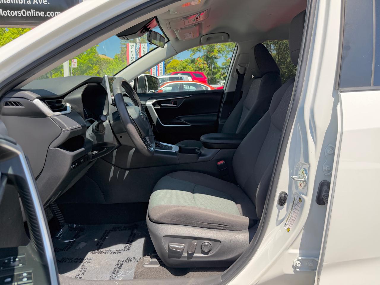 Toyota RAV4 XLE AWD 2023