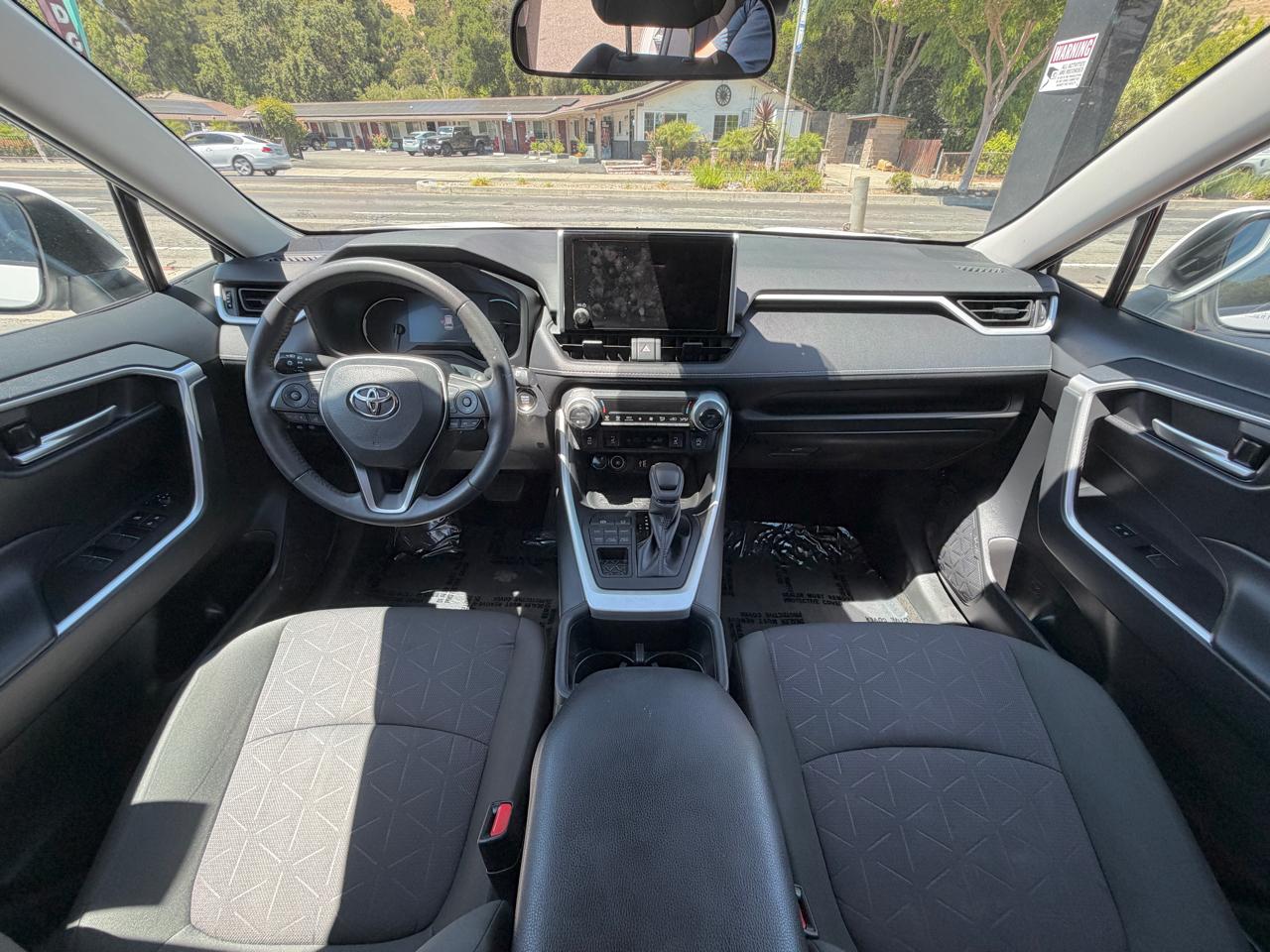 Toyota RAV4 XLE AWD 2023