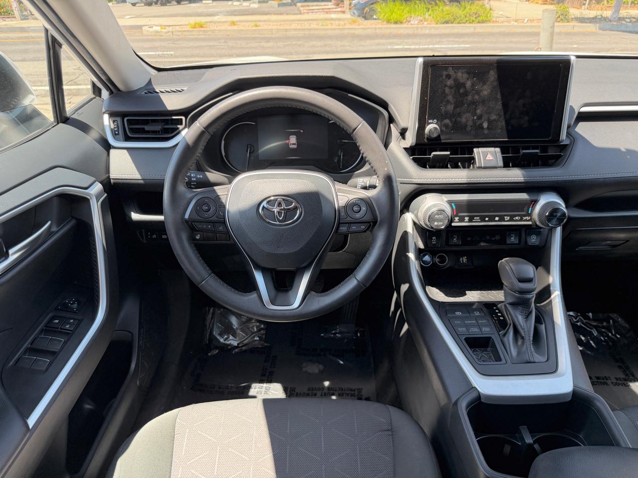 Toyota RAV4 XLE AWD 2023