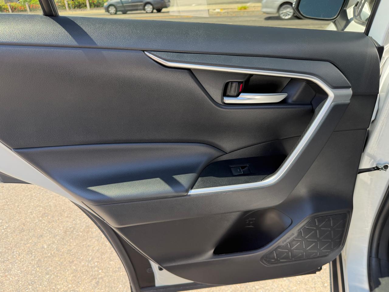 Toyota RAV4 XLE AWD 2023