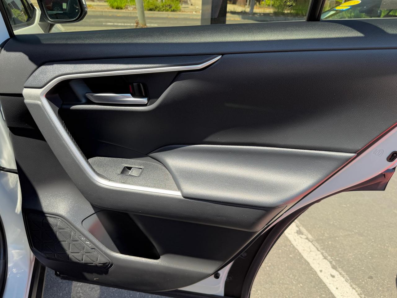 Toyota RAV4 XLE AWD 2023