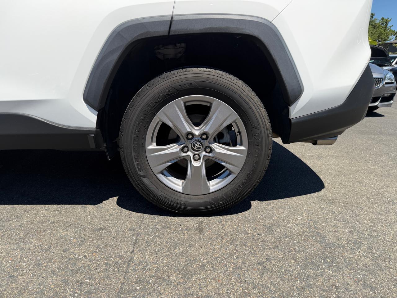 Toyota RAV4 XLE AWD 2023