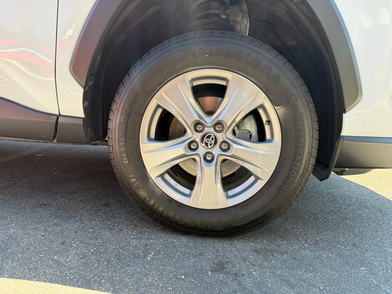 Toyota RAV4 XLE AWD 2023